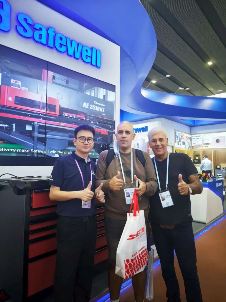 Safewell products showcased for global buyers